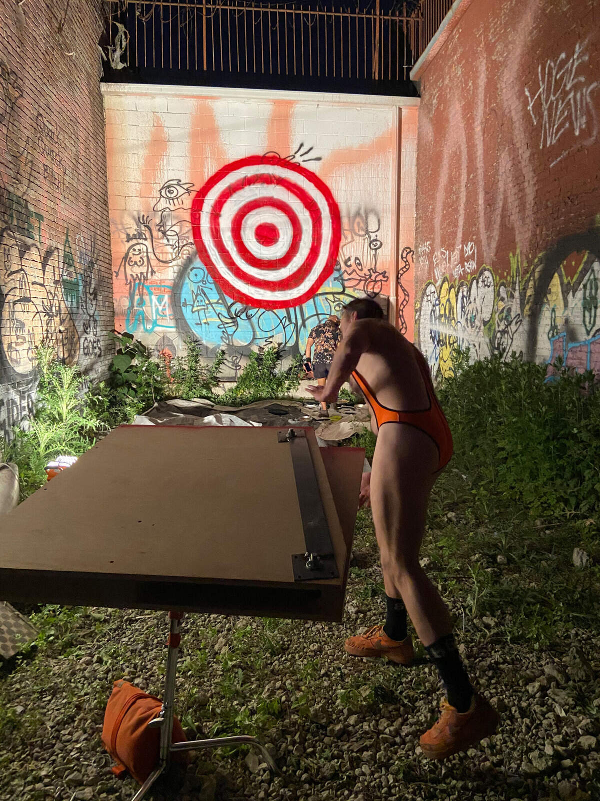 Clock Throwing Machine