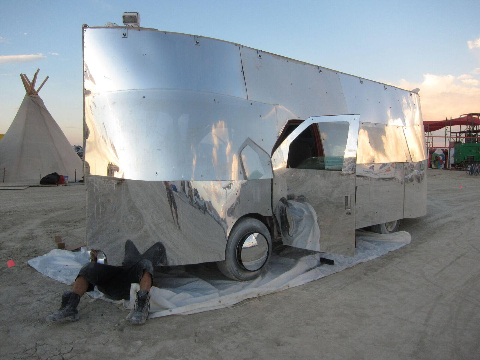 Mirror van from the opposite angle, teepee visible in background